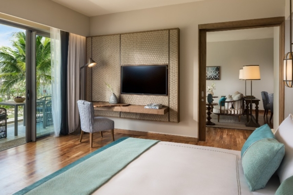 Anantara_iko_bedroom_mauritius